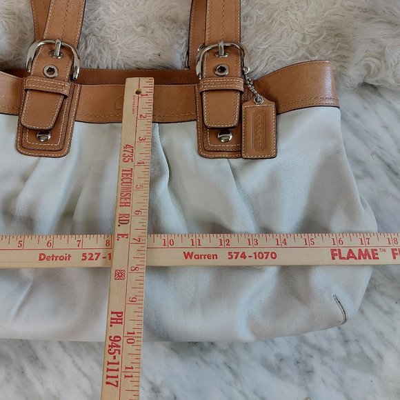 Coach F13733 Ivory and Tan Soho Pleated Leather Buckle Shoulder Strap Large Tote - Picture 5 of 15